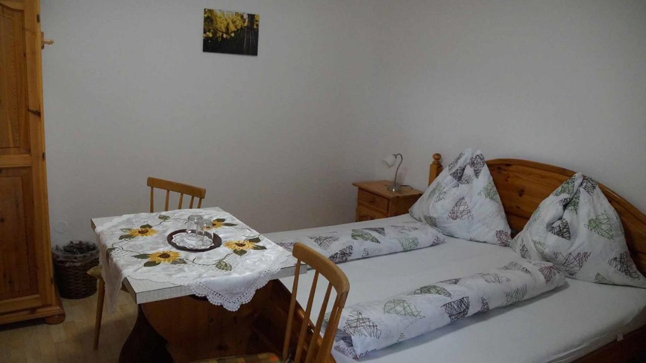 Weingut & Gaestezimmer Pammer Mitterarnsdorf Buitenkant foto