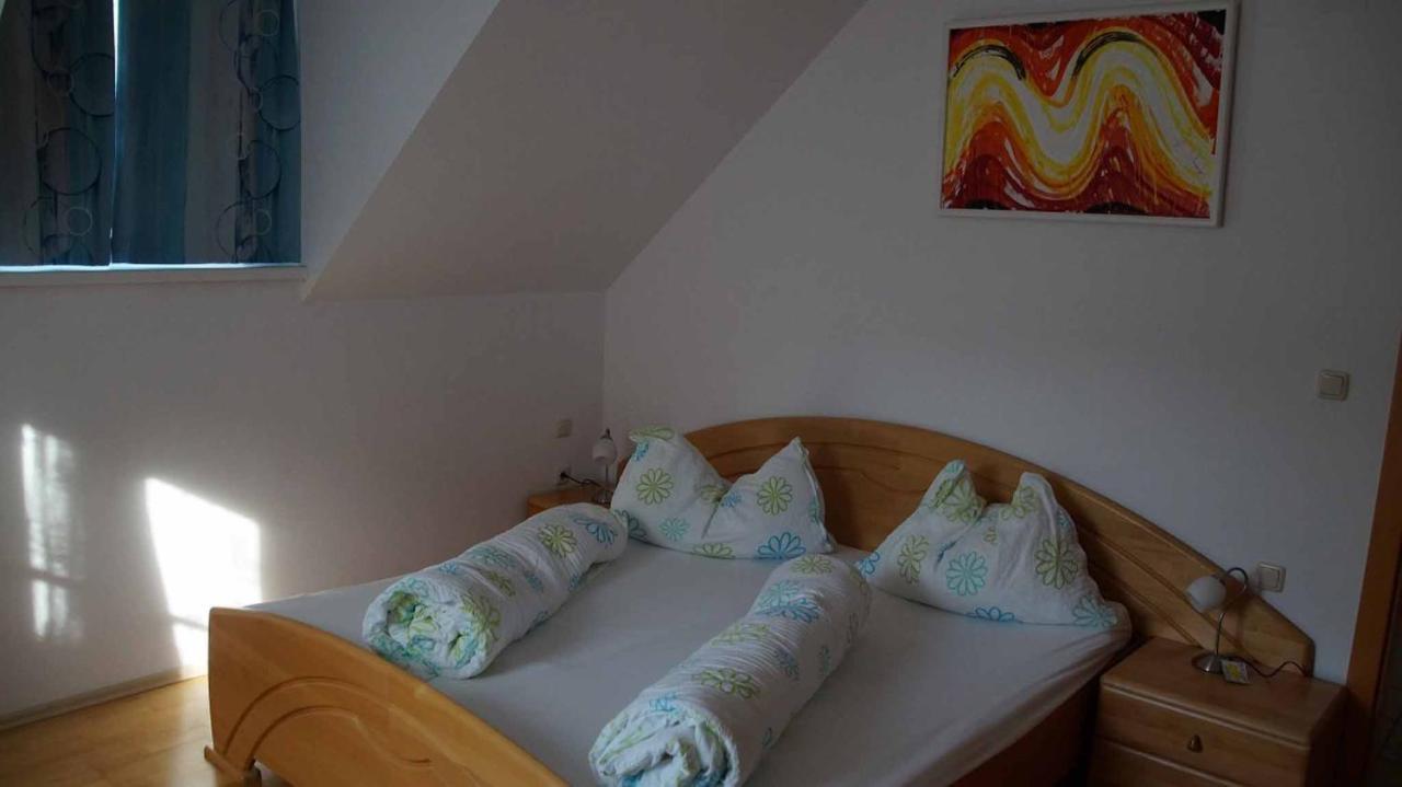 Weingut & Gaestezimmer Pammer Mitterarnsdorf Buitenkant foto